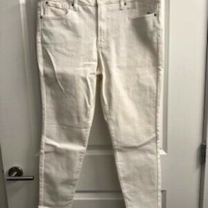 GAP White Jeans